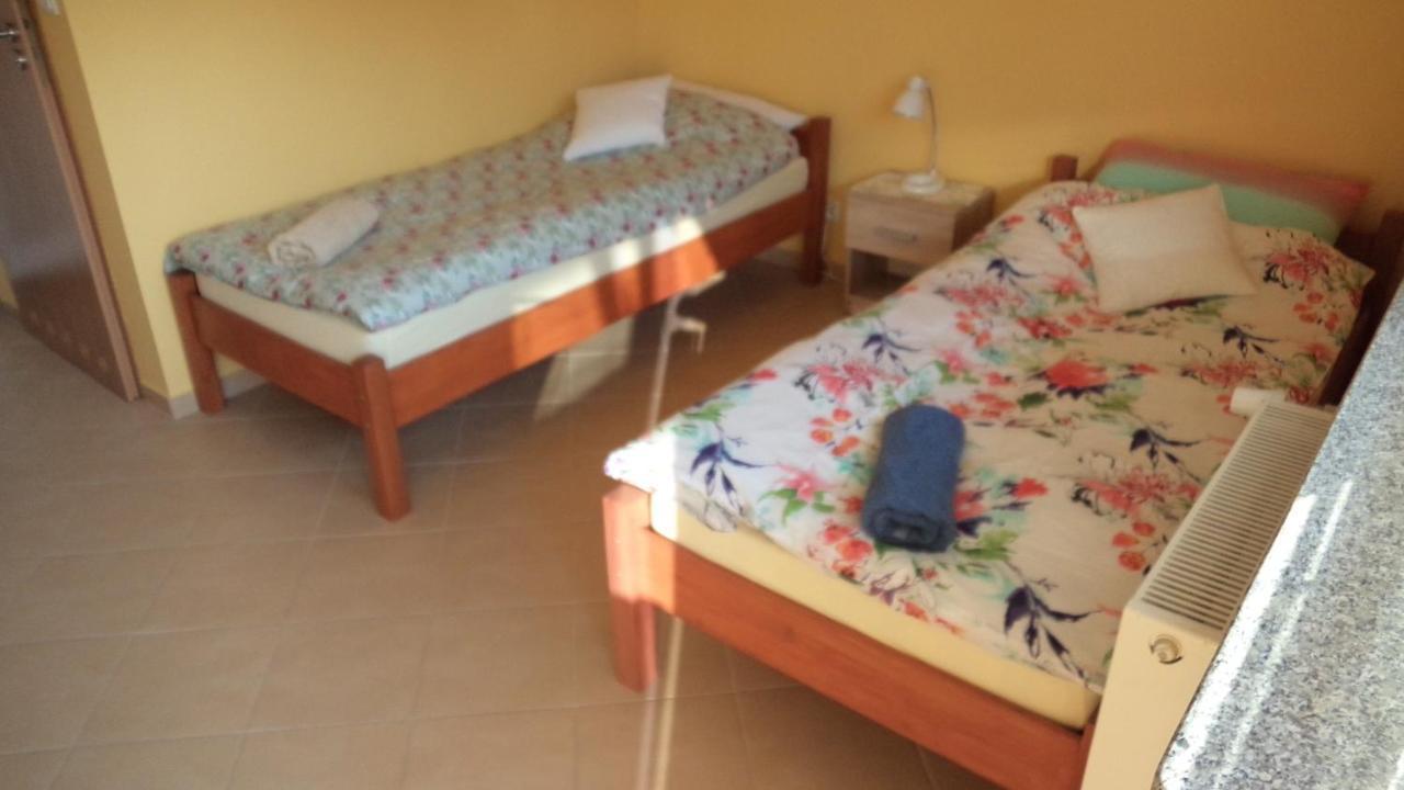 Bacowka Noclegi Sierpnica Екстериор снимка